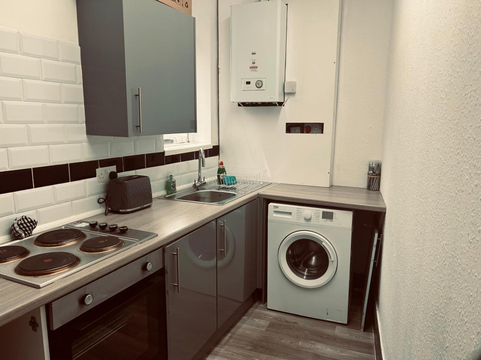 Cozy Large Sized 4 Bedroom Flat Liverpool Luaran gambar
