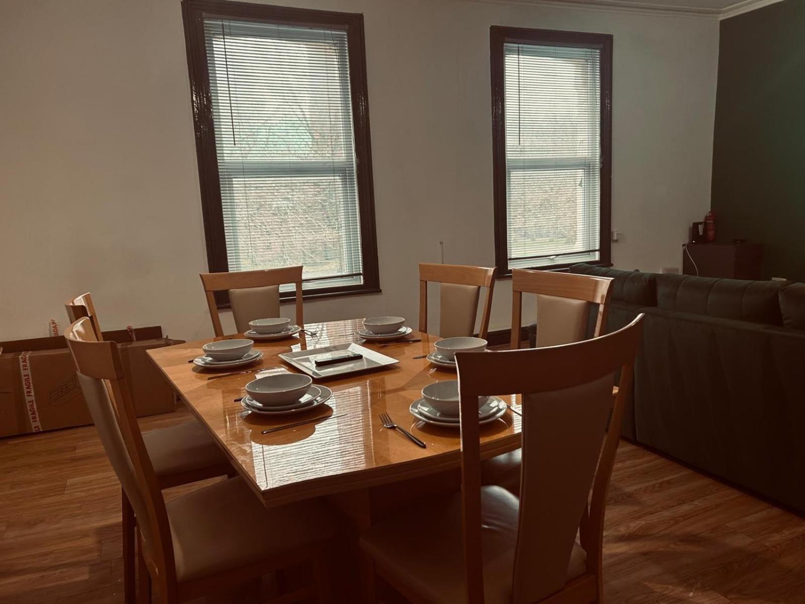 Cozy Large Sized 4 Bedroom Flat Liverpool Luaran gambar